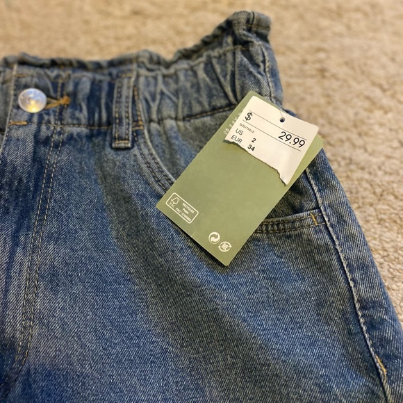 H&M Jean Skirt - Picture 2 of 5